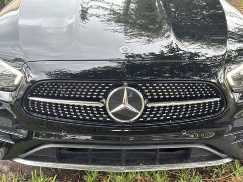 Used 2023 Mercedes-Benz E 350 Sedan image 7
