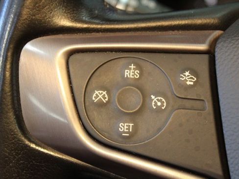 Used 2020 GMC Acadia AT4 image 24