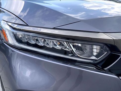 Used 2018 Honda Accord Sport image 28