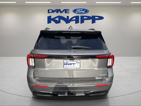 New 2026 Ford Explorer ST-Line w/ ST-Line Street Pack image 7