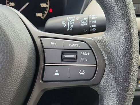 Certified 2025 Honda HR-V LX image 20