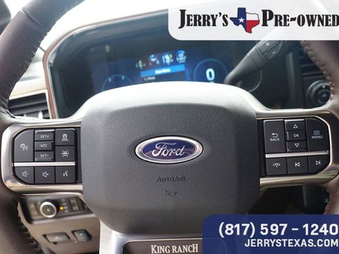 Used 2025 Ford F250 King Ranch w/ FX4 Off-Road Package image 15
