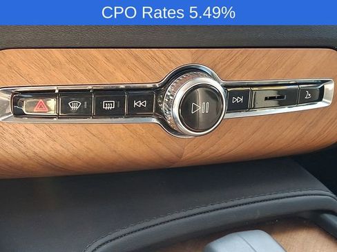 Certified 2024 Volvo XC90 T8 Plus w/ Protection Package Premier AWD/4WD image 21