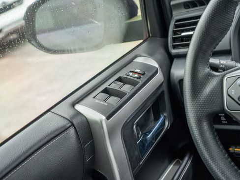 Used 2022 Toyota 4Runner SR5 Premium w/ Moonroof Package AWD/4WD image 29