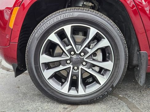 Used 2023 Jeep Grand Cherokee Overland image 30