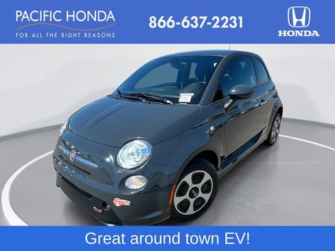 Used 2018 FIAT 500 e image 1