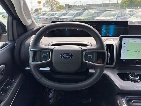 Certified 2025 Ford Expedition Max Active AWD/4WD image 27