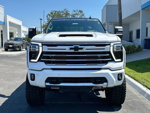 New 2025 Chevrolet Silverado 2500 LTZ w/ LTZ Premium Package image 4