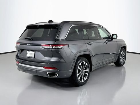 Used 2023 Jeep Grand Cherokee Overland w/ Advanced Protech Group III AWD/4WD image 5