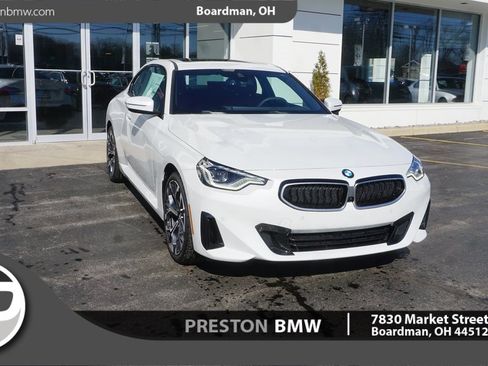 Used 2025 BMW 230i xDrive 230i xDrive w/ Premium Package image 1