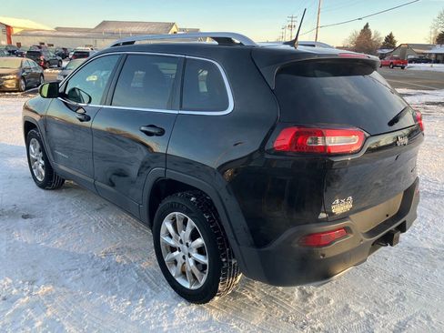 Used 2017 Jeep Cherokee Limited w/ Trailer Tow Group image 5