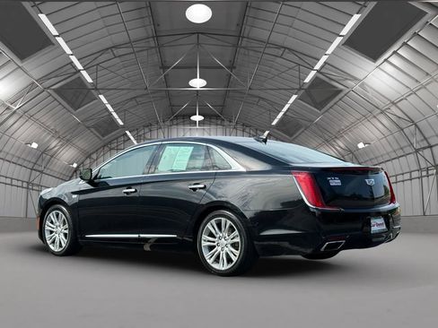 Used 2019 Cadillac XTS Luxury image 5