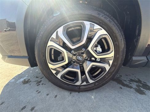 Used 2024 Subaru Ascent Touring image 10