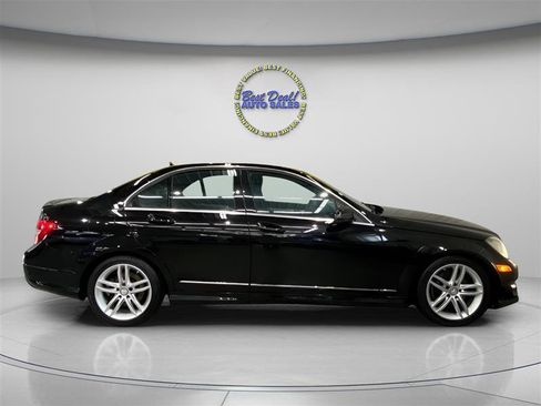 Used 2013 Mercedes-Benz C 300 Sport image 6