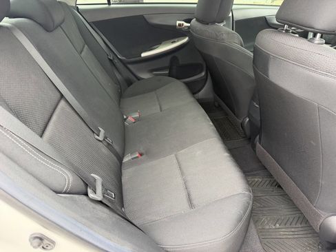 Used 2012 Toyota Corolla S FWD image 21