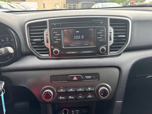 Used 2017 Kia Sportage LX AWD/4WD image 11
