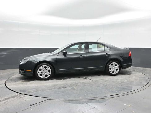 Used 2010 Ford Fusion SE FWD image 4
