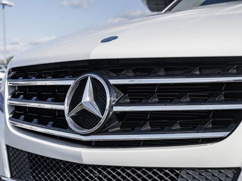 Used 2015 Mercedes-Benz ML 350 4MATIC image 11