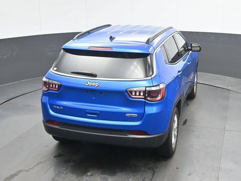 Used 2024 Jeep Compass Latitude AWD/4WD image 29