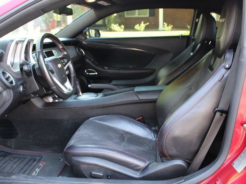 Used 2013 Chevrolet Camaro ZL1 RWD image 8