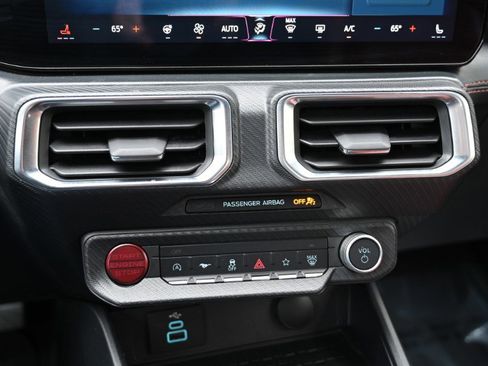 Used 2024 Ford Mustang Premium image 23