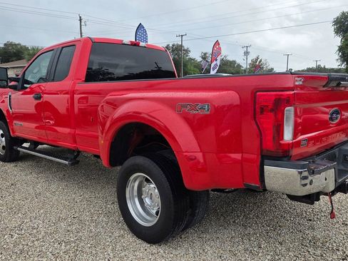 Used 2017 Ford F350 XLT w/ XLT Value Package image 9
