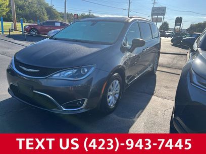 Used 2017 Chrysler Pacifica Touring-L