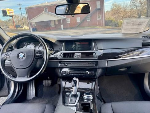 Used 2014 BMW 528i Sedan image 9