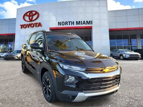 Used 2023 Chevrolet TrailBlazer LT w/ Convenience Package FWD image 1