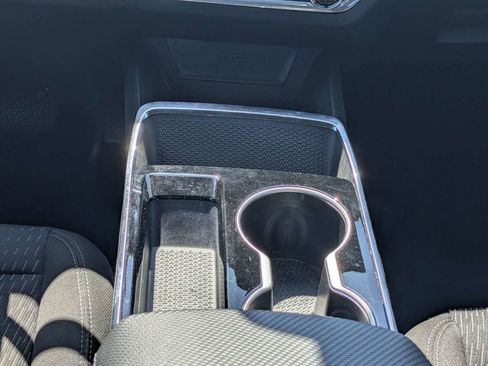 Used 2025 Chevrolet Equinox LT image 20