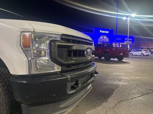 Used 2020 Ford F250 XL w/ Power Equipment Group image 15