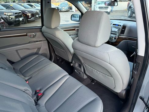 Used 2010 Hyundai Santa Fe GLS AWD/4WD image 17
