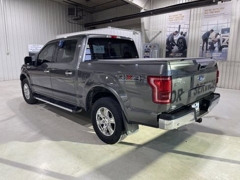 Used 2017 Ford F150 Lariat image 15