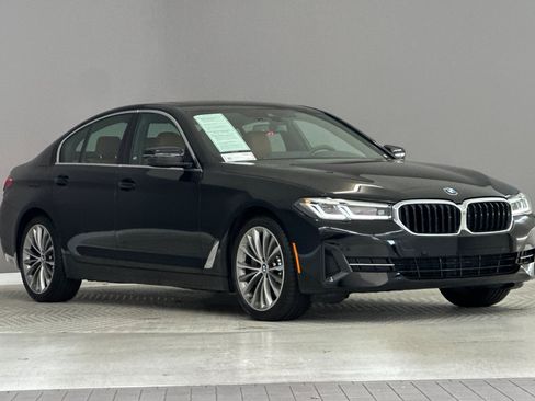 Used 2023 BMW 530i w/ Convenience Package RWD image 6