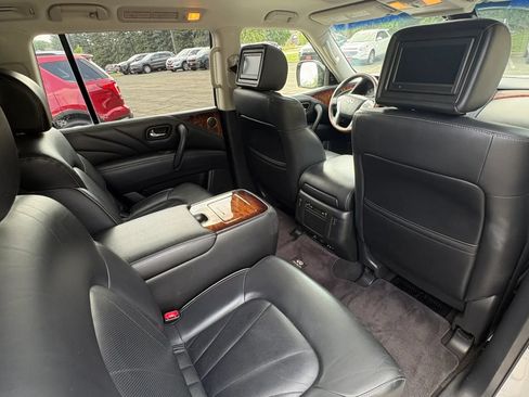 Used 2016 INFINITI QX80 4WD w/ Deluxe Technology Package image 33