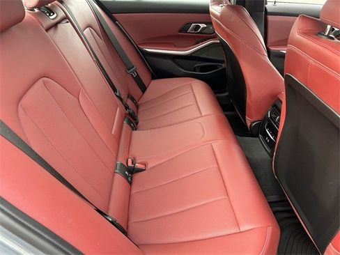 Used 2025 BMW 330i xDrive Sedan w/ M Sport Package image 15