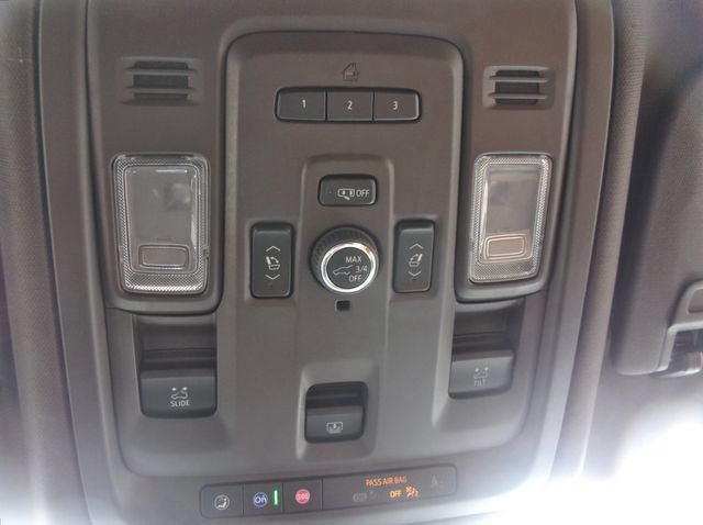 Used 2023 Cadillac Escalade ESV Premium Luxury w/ Performance Package AWD/4WD image 28