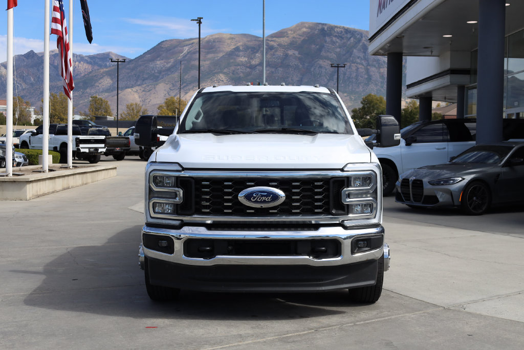 Used 2024 Ford F350 Lariat AWD/4WD image 9