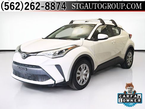 Used 2020 Toyota C-HR LE FWD image 1