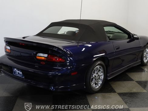 Used 2002 Chevrolet Camaro Z28 w/ Sport Appearance Pkg RWD image 11