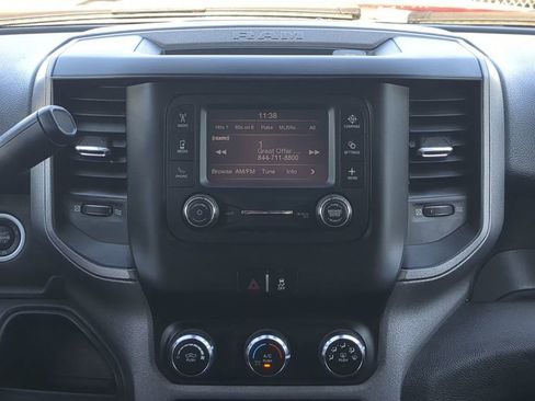 Used 2021 RAM 5500 Tradesman w/ Chrome Appearance Group RWD image 16