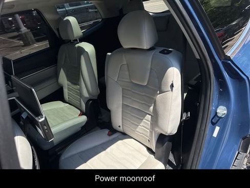 Certified 2023 Kia Telluride SX Prestige AWD/4WD image 17