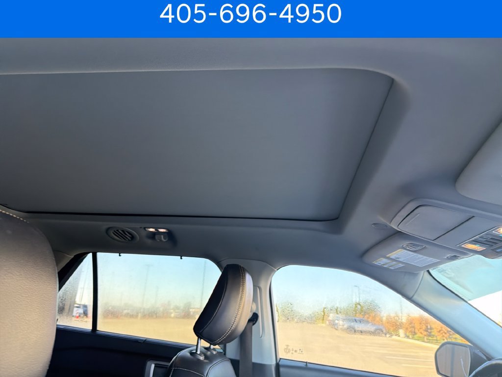 Used 2022 Ford Explorer Limited w/ Equipment Group 301A RWD image 34