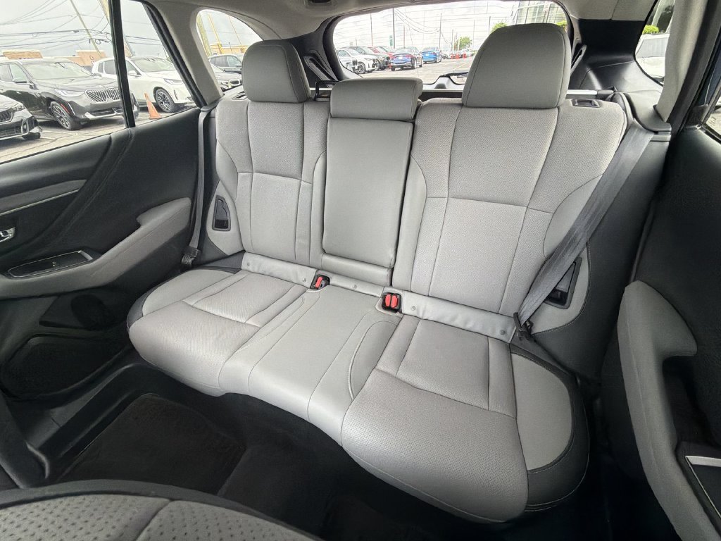 Used 2022 Subaru Outback Limited AWD/4WD image 21