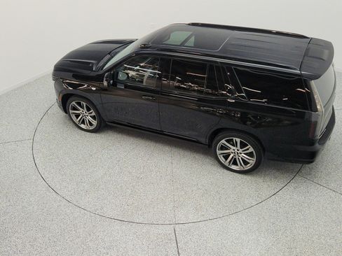 Used 2025 Cadillac Escalade Sport w/ Touring Package AWD/4WD image 29