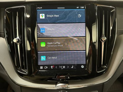 Used 2024 Volvo XC60 B5 Ultimate w/ Protection Package Premier image 27