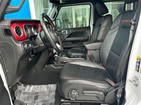 Used 2023 Jeep Wrangler Rubicon w/ Cold Weather Group image 19