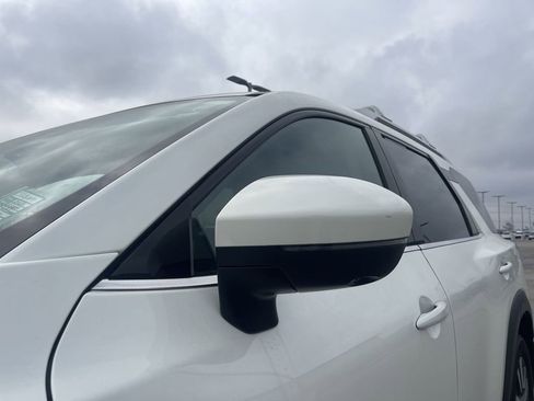 Used 2023 Nissan Pathfinder SL image 11