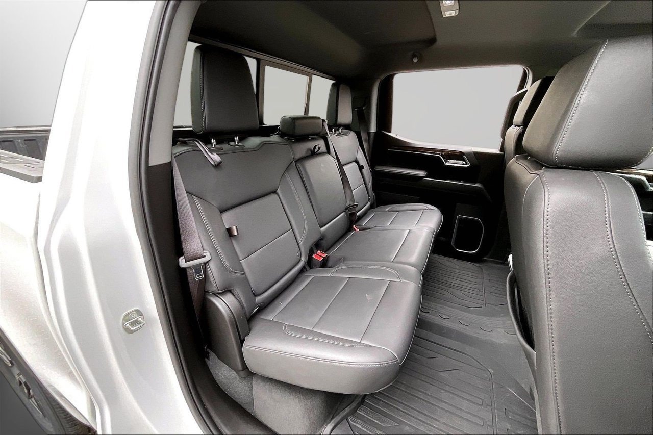 Used 2023 GMC Sierra 1500 Elevation w/ Elevation Premium Package AWD/4WD image 23