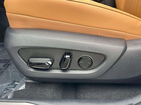 Used 2026 Lexus NX 350h AWD w/ Accessory Package (2T) image 19